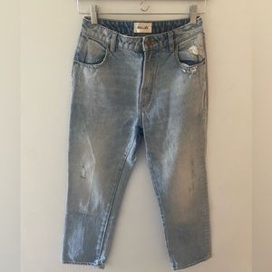 Rolla Boyfriend Jeans. Light blue wash. Size 26.